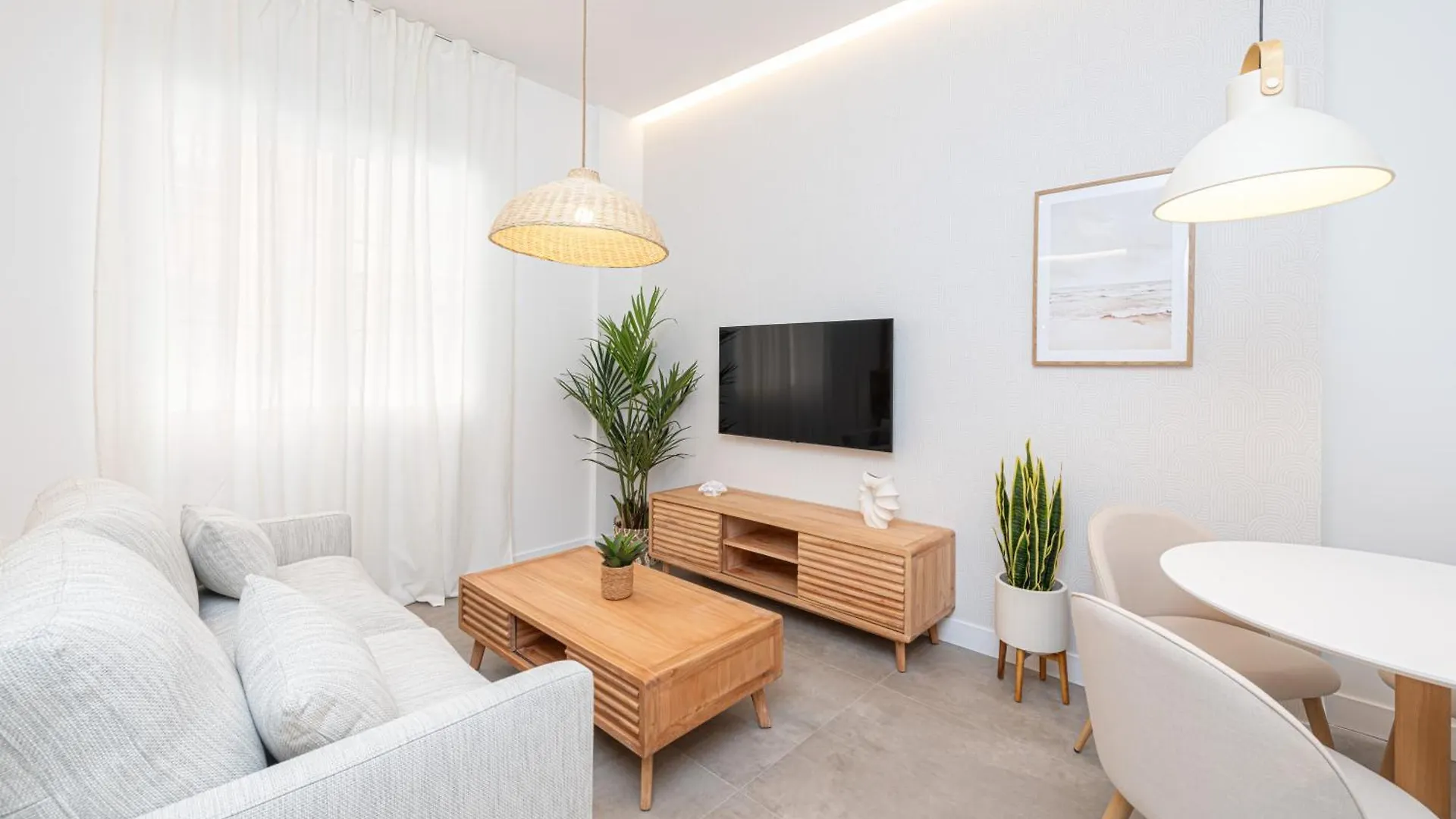 Apartment Wintowinrentals Goleta Suites 0B Malaga