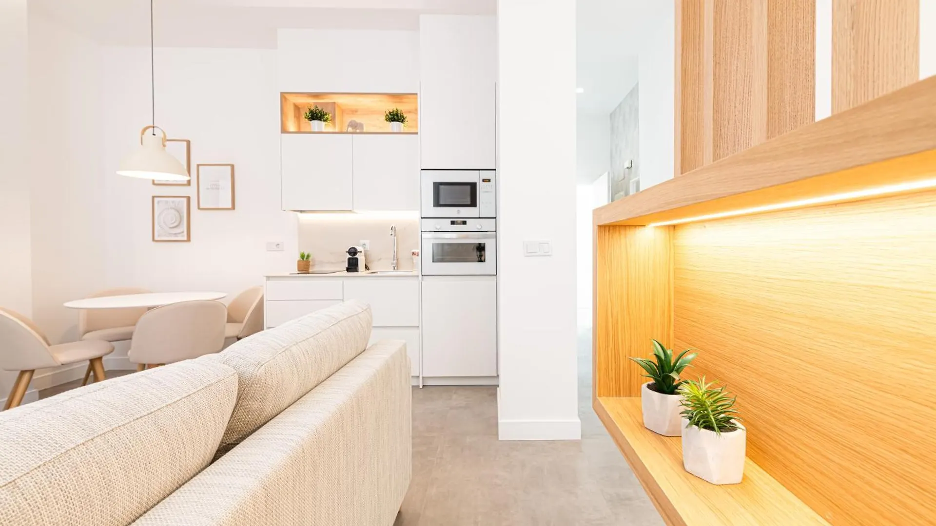 Apartment Wintowinrentals Goleta Suites 0B Malaga Spain