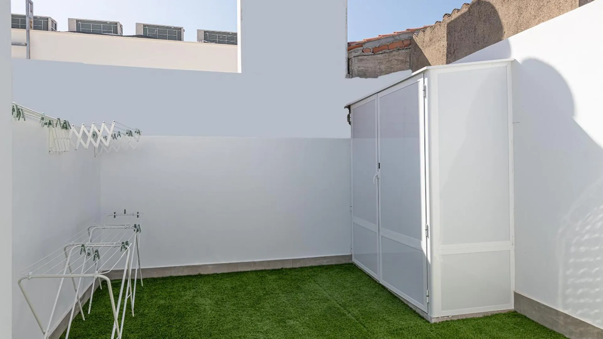 Wintowinrentals Goleta Suites 0B Malaga Apartment